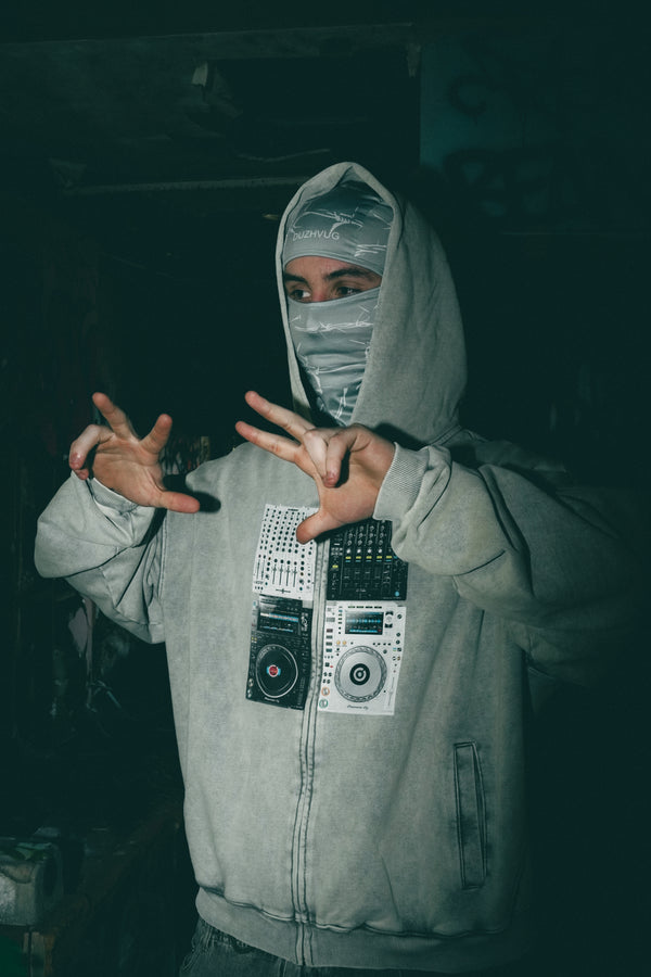 GRAY BARBED SKI MASK