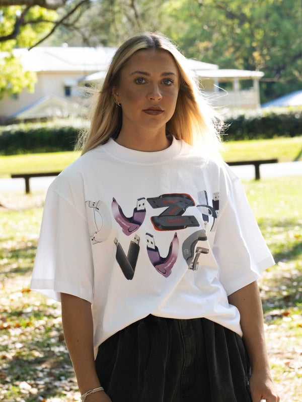 WHITE USB SPELL OUT TEE