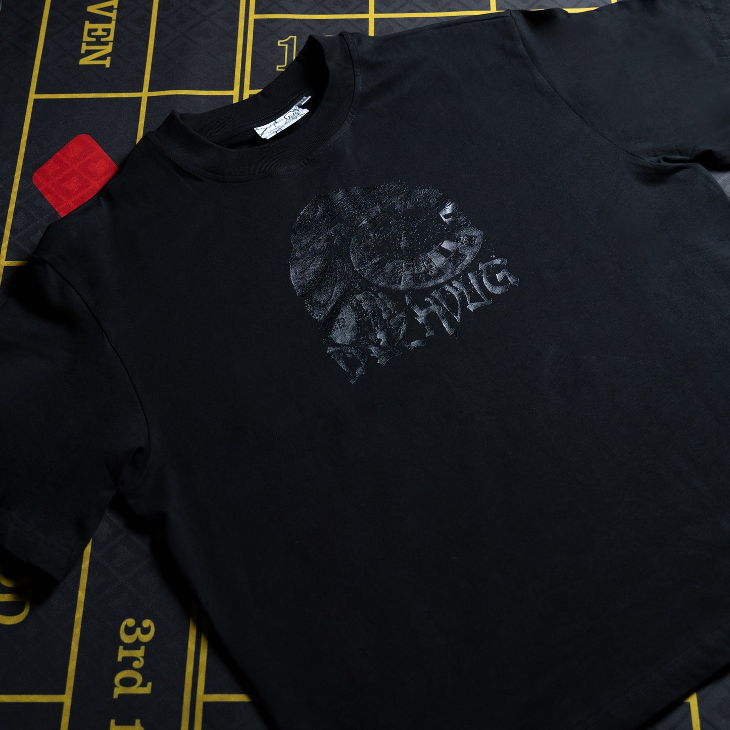 BLACK ROULETTE TEE