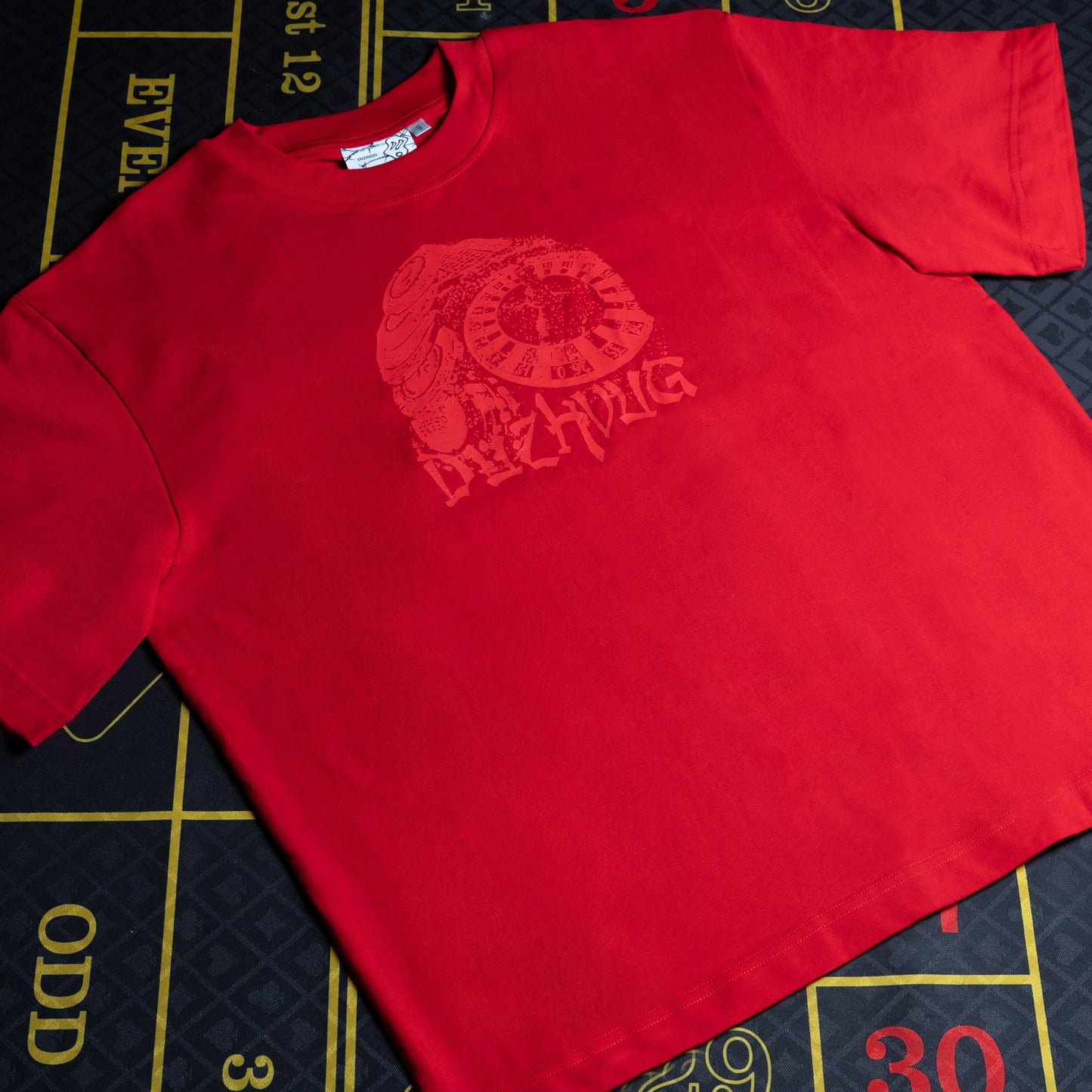 RED ROULETTE TEE